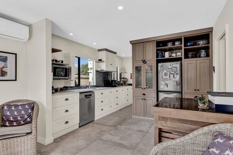 Photo of property in 9 Buxton Terrace, Saint Martins, Christchurch, 8022