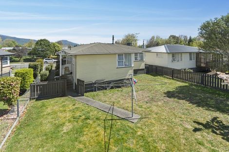 Photo of property in 40 Rangipoia Place, Turangi, 3334