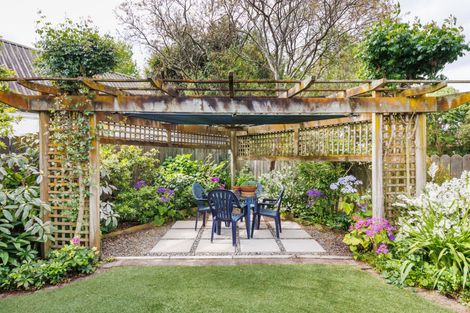 Photo of property in 9 Baton Place, Highbury, Palmerston North, 4412