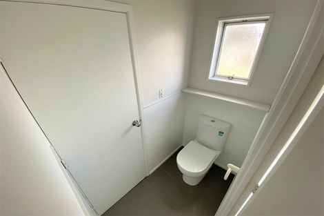 Photo of property in 6 Chisholm Place, Mangere East, Auckland, 2024