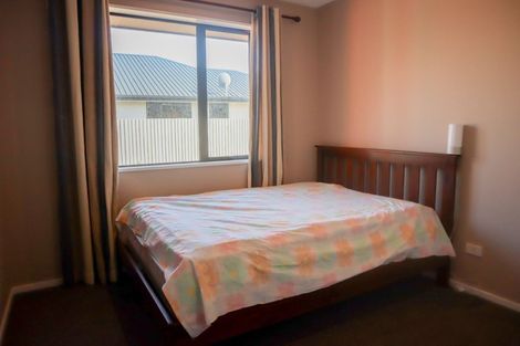 Photo of property in 17 Exeter Lane, Rolleston, 7614