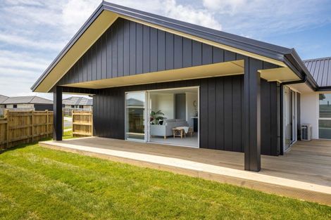 Photo of property in 31 Aratapu Street, Waitara, 4320