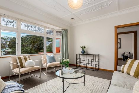 Photo of property in 62 Severn Street, Island Bay, Wellington, 6023