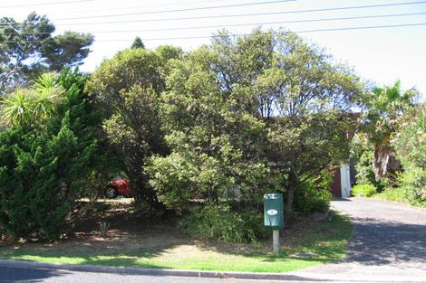Photo of property in 2 Ringwood Street, Torbay, Auckland, 0630