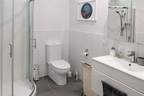 Photo of property in 30 Coote Road, Bluff Hill, Napier, 4110