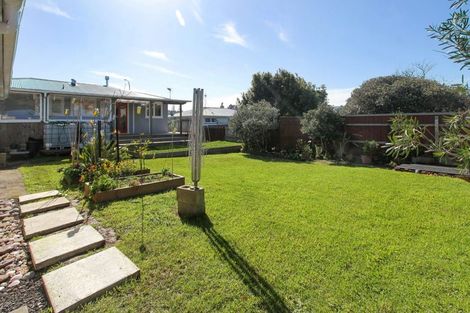 Photo of property in 20 Melba Street, Beach Haven, Auckland, 0626