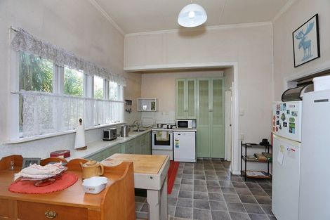 Photo of property in 30 Cuba Street, Marton, 4710