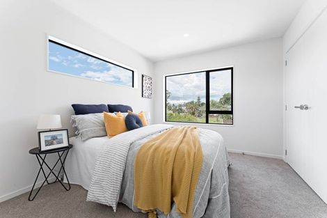 Photo of property in 18a Larissa Avenue, Henderson, Auckland, 0610