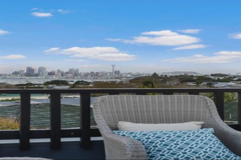 Photo of property in 5a Bruce Street, Northcote Point, Auckland, 0627