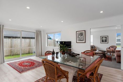 Photo of property in 79 Bert Wall Drive, Omokoroa, 3114