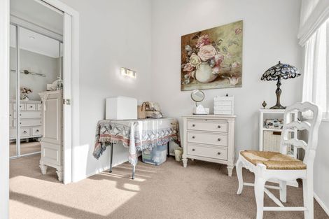 Photo of property in 19 Mark Williams Place, Clevedon, Papakura, 2582