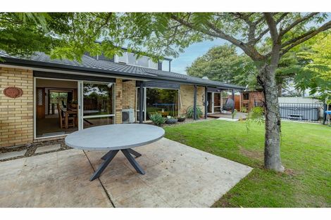 Photo of property in 22 Mervyn Drive, Avondale, Christchurch, 8061