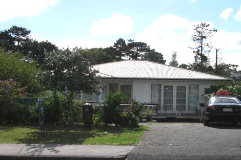 Photo of property in 1/71 Barrys Road, Glendene, Auckland, 0602
