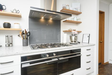 Photo of property in 41 Ihaka Street, Hokowhitu, Palmerston North, 4410