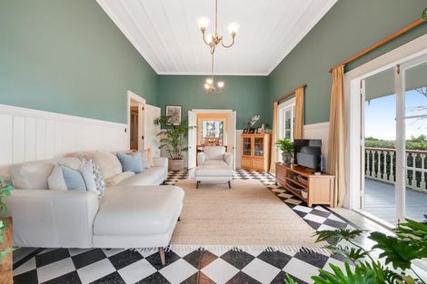 Photo of property in 14 Nelson Street, Helensville, 0800