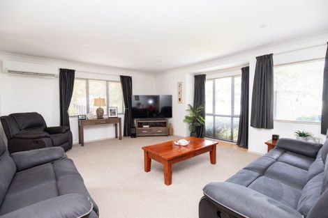 Photo of property in 1 Harris Place, Ngatea, 3503