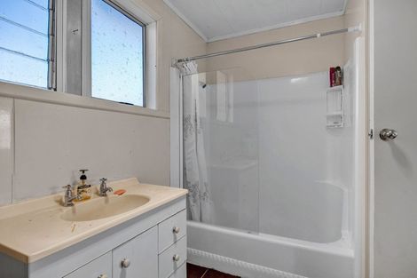 Photo of property in 88 South Road, Manaia, 4612