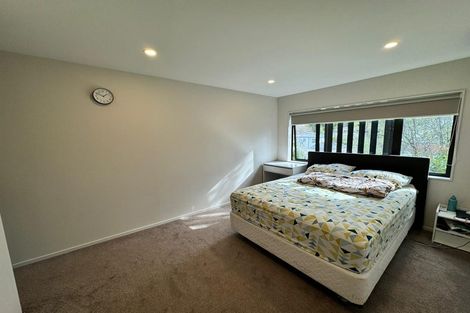 Photo of property in 6a Blenheim Street, Glenfield, Auckland, 0629