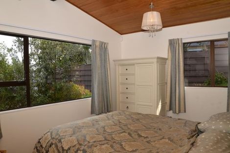 Photo of property in 6 Antilla Place, Half Moon Bay, Auckland, 2012