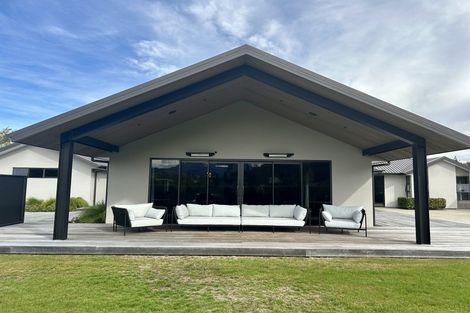 Photo of property in 5 Old Racecourse Road, Albert Town, Wanaka, 9305