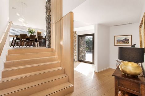 Photo of property in 3 Inverness Lane, Redcliffs, Christchurch, 8081