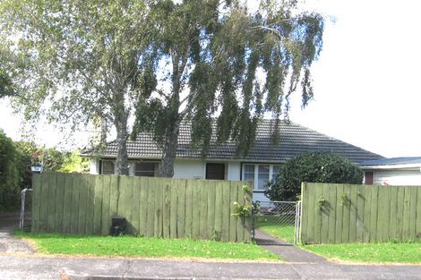 Photo of property in 5 Kervil Avenue, Te Atatu Peninsula, Auckland, 0610