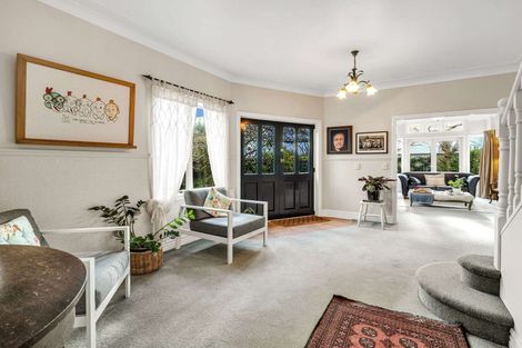 Photo of property in 42 Manapouri Crescent, Hokowhitu, Palmerston North, 4410