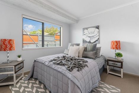 Photo of property in 17 Great Road West, Matipo Heights, Rotorua, 3015