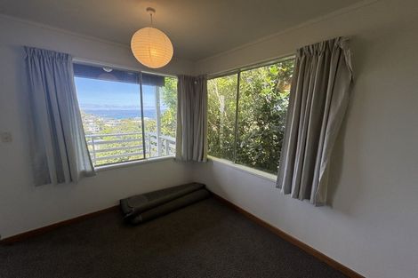 Photo of property in 13-13a Espin Crescent, Karori, Wellington, 6012