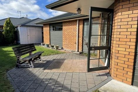 Photo of property in 49 Lyndhurst Street, Takaro, Palmerston North, 4412