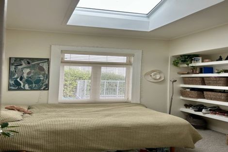 Photo of property in 13 Marine Parade, Eastbourne, Lower Hutt, 5013