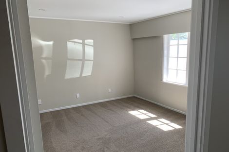 Photo of property in 1 Miltonia Avenue, Te Atatu South, Auckland, 0610