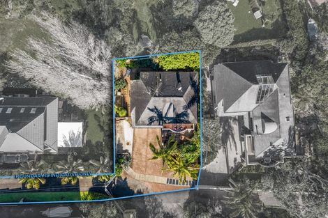 Photo of property in 2/24 Heathcote Road, Castor Bay, Auckland, 0620