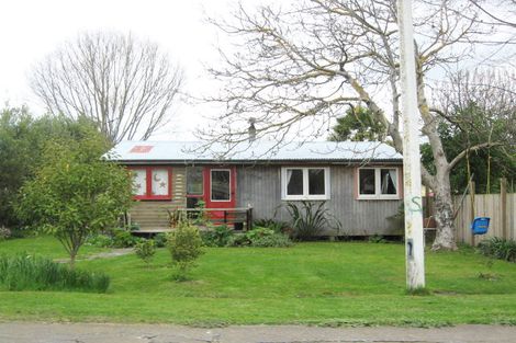 Photo of property in 15 Grove Road, Haumoana, 4102