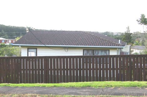 Photo of property in 6 Parrs Cross Road, Henderson, Auckland, 0612