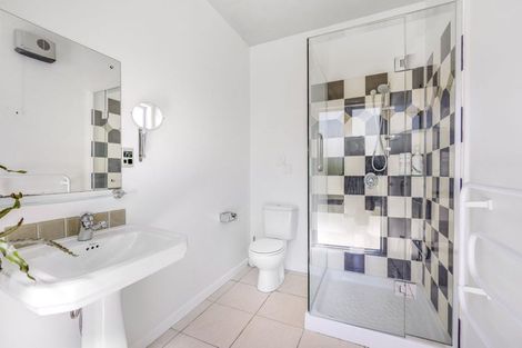 Photo of property in 126 Hamilton Avenue, Ilam, Christchurch, 8041