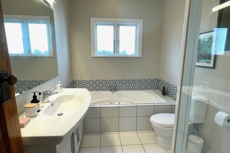 Photo of property in 2a Dawson Street, Berhampore, Wellington, 6023