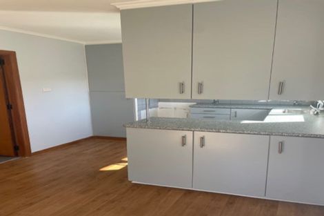 Photo of property in 36 Awaroa Road, Sunnyvale, Auckland, 0612