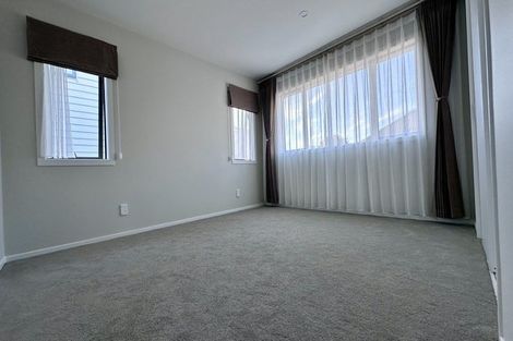 Photo of property in 9c Links Road, New Lynn, Auckland, 0600