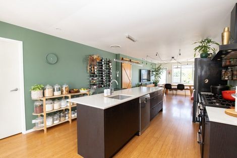 Photo of property in 30 Orchard East Road, Ngatea, 3503