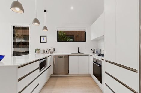 Photo of property in 1 Bellamore Street, Lake Hayes, Queenstown, 9304