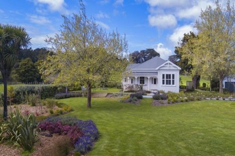 Photo of property in 63 Kaipara Flats Road, Warkworth, 0981