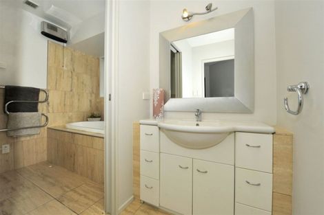 Photo of property in 5 Fineran Lane, Cashmere, Christchurch, 8022