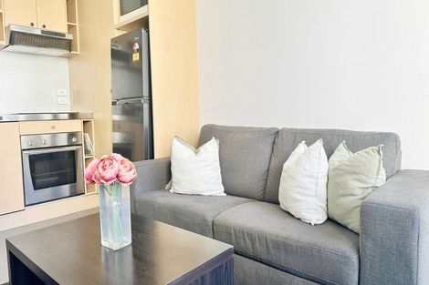 Photo of property in 10/11 Kingsway Avenue, Sandringham, Auckland, 1025