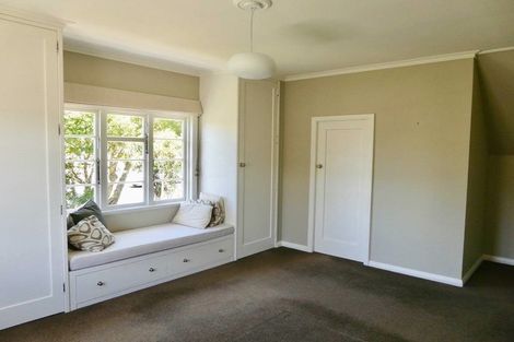 Photo of property in 72 Cashmere Avenue, Khandallah, Wellington, 6035