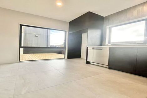 Photo of property in 4/29 Brandon Road, Glen Eden, Auckland, 0602