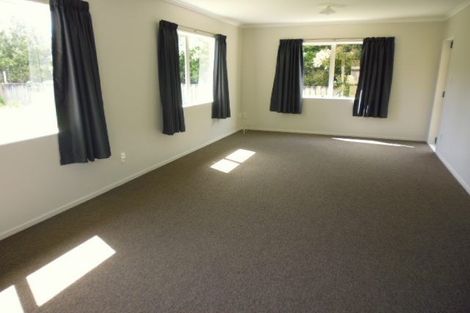 Photo of property in 18 Oakleigh Avenue, Takanini, 2112