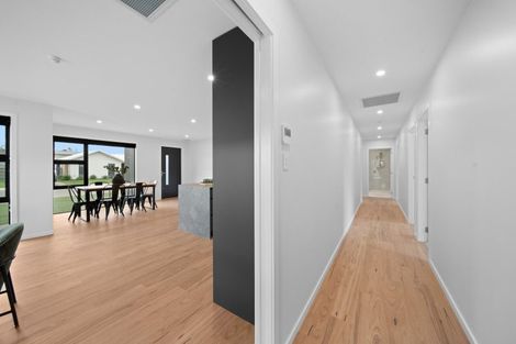 Photo of property in 31 Plains Avenue, Masterton, 5810