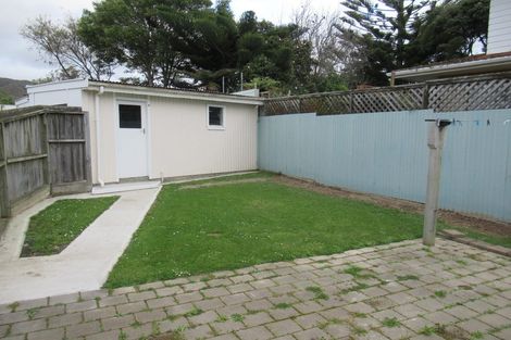 Photo of property in 25 Percy Cameron Street, Avalon, Lower Hutt, 5011
