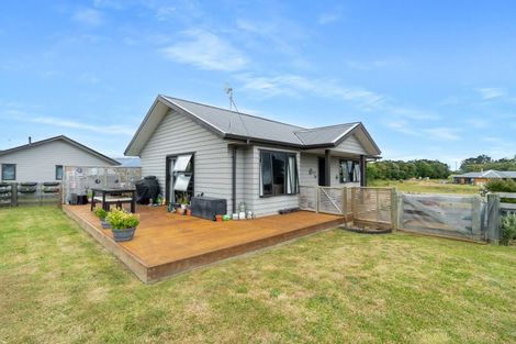Photo of property in 102 Kukutauaki Road, Koputaroa, Levin, 5575